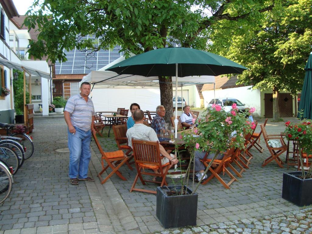 Landhotel Rangau Gasthof & Brennerei Markt Erlbach الغرفة الصورة